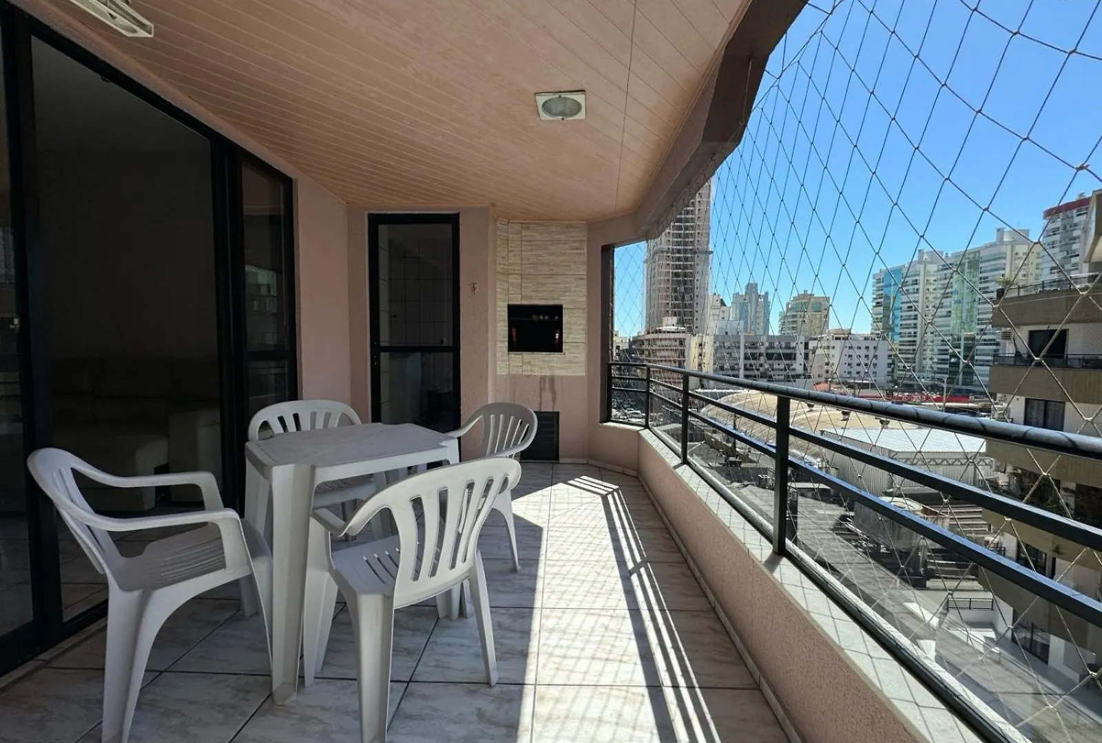 Cod 333 Apartamento Meia Praia Itapema Βραζιλία