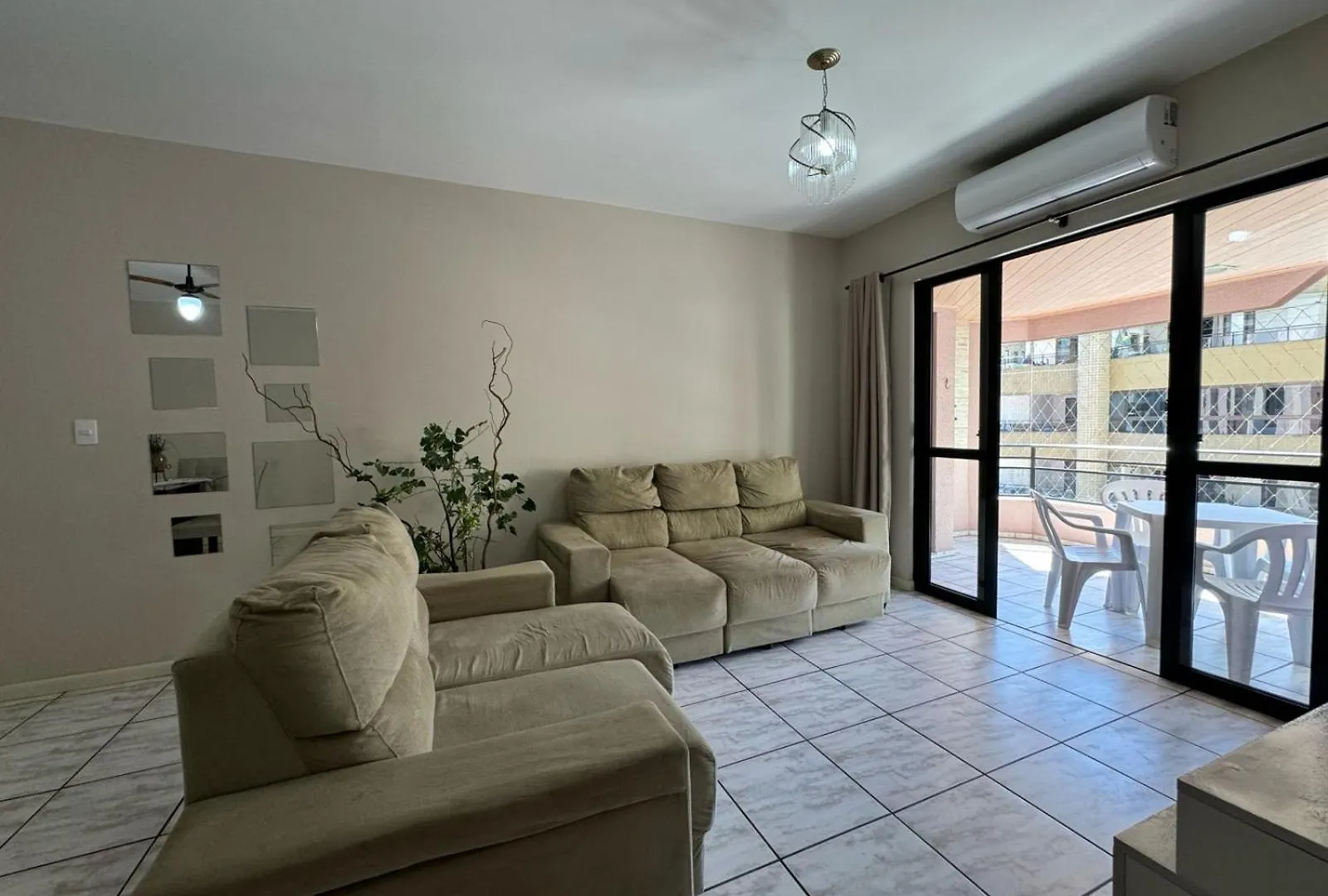 Cod 333 Apartamento Meia Praia Itapema